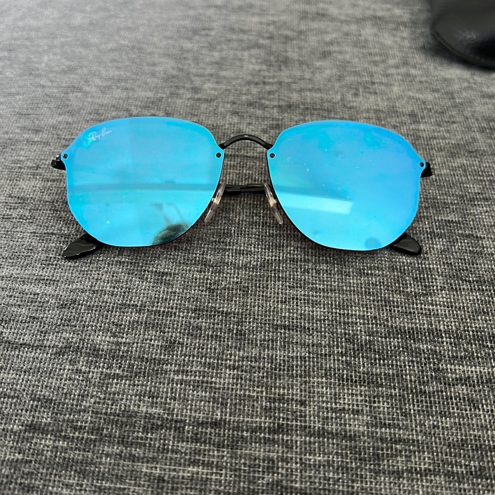 Ray bans